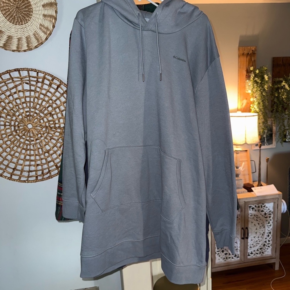 Columbia woman’s  Gray Hoodie Sweater